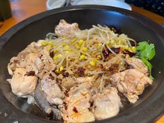 -云海肴·汽锅鸡·云南菜(天山百盛优客店)