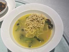 -香山湖家家宴(中山陵店)