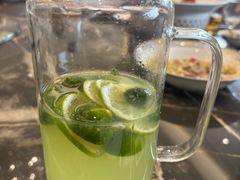 -南京悦客假日酒店