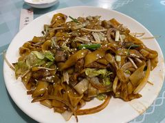 干炒韭黄河粉-阿政粤小馆(中央大街店)