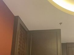 -梅花香里大酒店(郁金香路店)