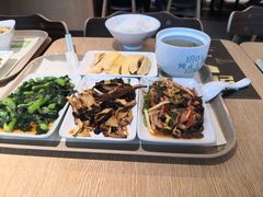 -老乡鸡(上海品尊国际中心店)
