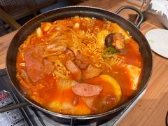 -KimPro 辛普乐概念韩餐