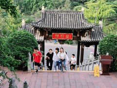 -楠柏弯休闲山庄(梨花溪店)