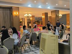 -鹏城人家海鲜酒家·23年老字号(较场尾店)