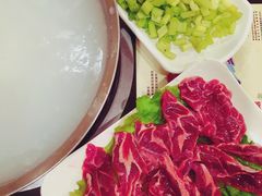 鲜牛展-吉友粥底火锅(方斜路店)