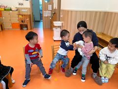 -小门牙好性格托育(北外滩中心)