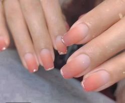 -悦指间美甲美睫