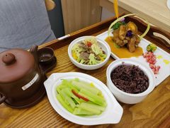 -雪梅月子中心(华侨城店)