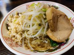 二郎系拉面-拉面莊夢語＆中华料理八椿