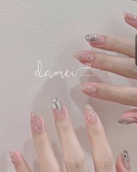 -LILY NAILS美甲美睫