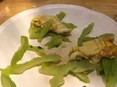 -兔行天下-鸿鹤鲜锅兔(中海国际店)