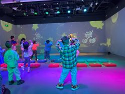 -小鸡哆哆故事屋·儿童乐园(嘉里城店)