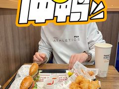-The Habit Burger Grill 哈比特汉堡(世博店)