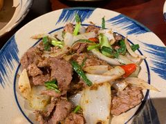 -Cuc Gach Quan Restaurant
