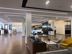 -宁波宝信宝马4S店(江北日湖店)