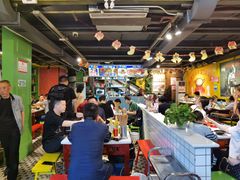 大堂-钢管厂五区小郡肝串串香(奥克斯广场锦城万达店)