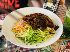 -鼓楼吃面·肉啃肉(南锣鼓巷店)