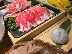 -湊湊火锅·茶憩(杭州湖滨银泰in77店)