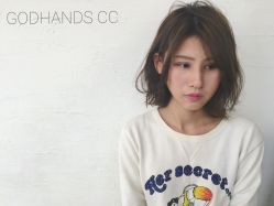 -God Hands发型设计复古会所