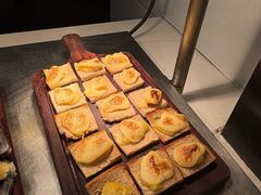 -亚洲国际大酒店·云顶阁旋转自助餐厅