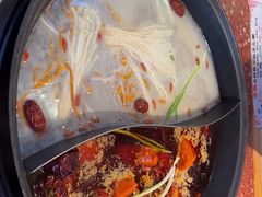 -赵美丽·重庆社区火锅·直营店(火车东站·中豪国际店)