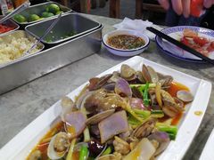 -四川小胡子海鲜(丁村万人海鲜广场店)