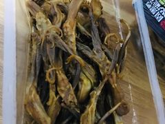 -周黑鸭(地铁虹桥火车站店)