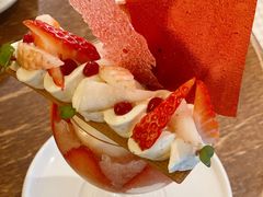草莓芭菲-Ten Olives甜点