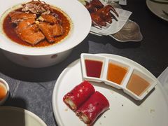 -蝴蝶里·粤菜·点心(滨江龙湖店)