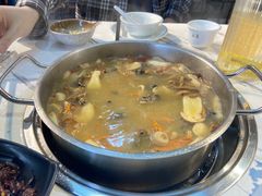 -菌之家·专业纯野生菌火锅·特色炒菌