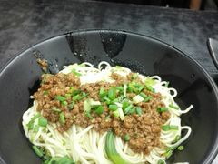 -丽影重庆小面(定西路店)