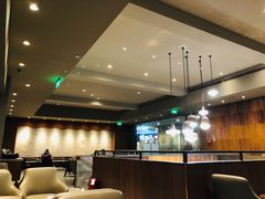 大堂-星巴克臻选(南京艾尚天地店)