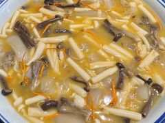 -四季如春·遵义八大碗(白鹭湖公园店)