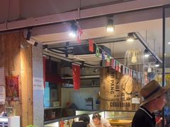 -江城老胖串店·海鲜·小龙虾(世光路店)