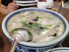 -壹阁胡羊焖饼(特色小吃街店)