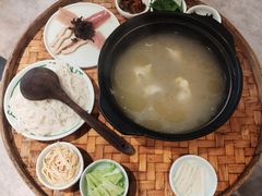 -一坐一忘云南菜(嘉里中心店)