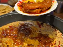 -萍姐火锅·公路夜市(武汉首店)