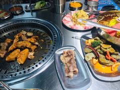 -马路牙子烧烤音乐酒馆(望京店)