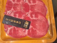 -牛YO寿喜烧·铁板烧和牛火锅自助(市府恒隆店)