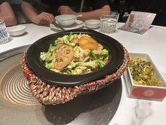 -领鲜天下·焗海鲜·花胶鸡(天目里店)