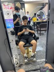 -藤野造型专业烫染接发