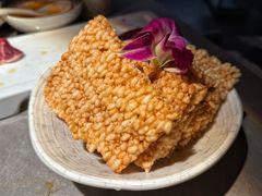 -伴山牛贵州黄牛肉火锅·苗疆非遗艺术餐厅(上海首店)