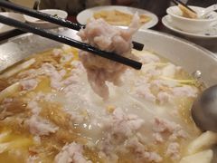 -老来福·非遗酸汤兔(凯旋路店)