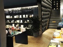 -阅西安新华书店(翠华南路店)