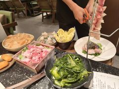 -得意咚瓜·顺德鱼生·冬瓜火锅(深圳首店)