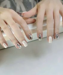 -秀色美甲美睫纹绣护肤