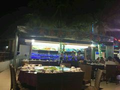 -岛中岛·海鲜大排档·万宁老字号(东澳店)