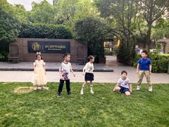 -九月里.自由花园餐厅