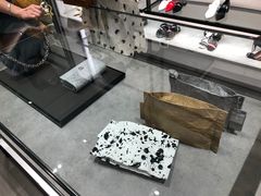 -CHARLES&KEITH(城西银泰店)